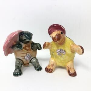 Anthropomorphic Turtle Salt & Pepper Shakers VTG Fedora Hat Pink Umbrella GNCO